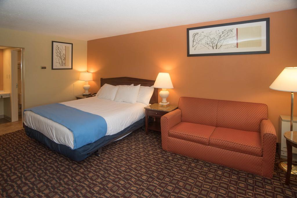 Colonnade Inn Lyndonville ภายนอก รูปภาพ